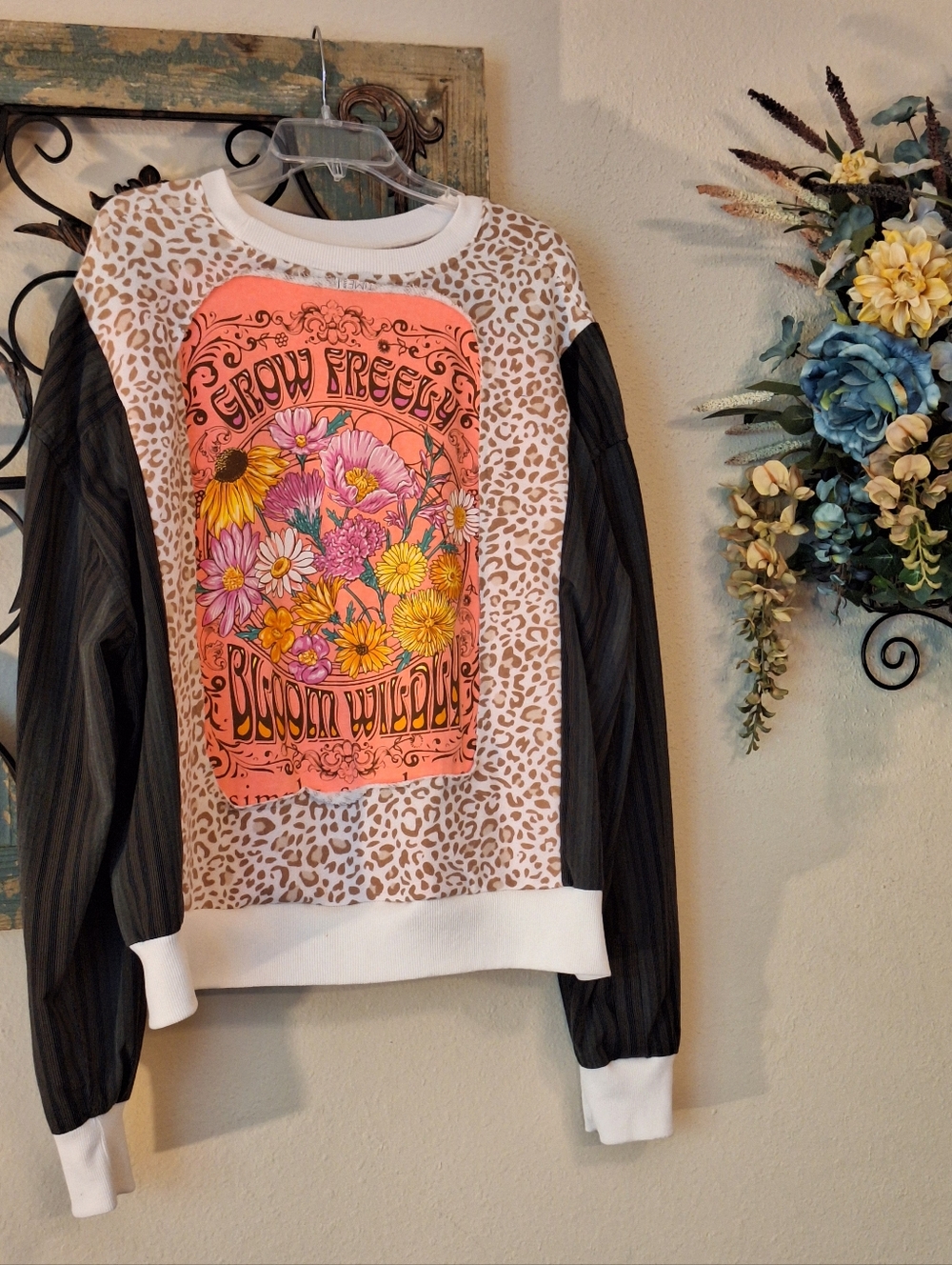 Floral Leopard  Reworked Patchwork "GROW FREELY" Sweatshirt Coral/Black. Size XL